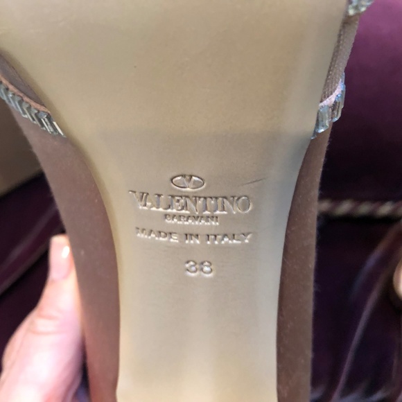 Valentino Peep Toe Pump - Picture 3 of 8